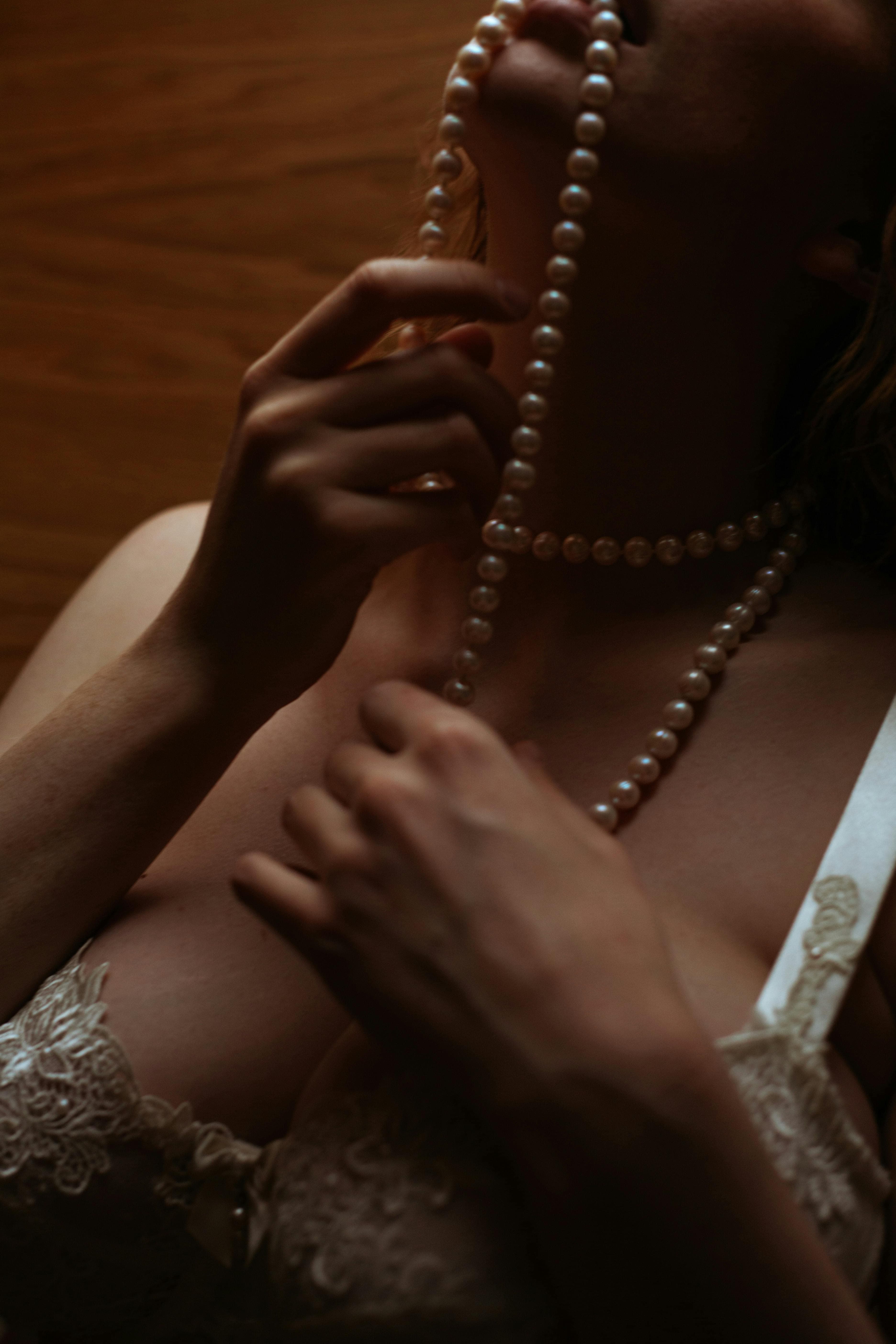 Elegant pearl jewelry portrait for ring styling